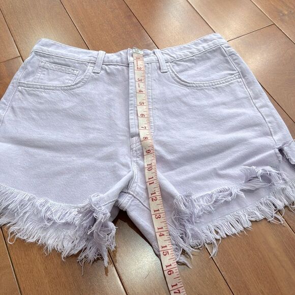 NWT 7 For All Mankind Easy Ruby Cut Off Jean Short- Lavender Size 29 - Picture 11 of 13